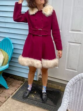 Vintage 70s Country Pacer groovy belted velvet burgundy pea coat faux fur trim